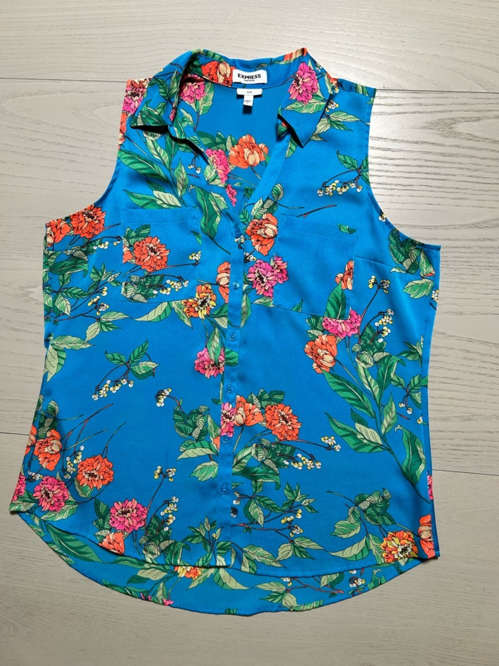 Beautiful Express Turquoise Floral Silky Sleeveless Button-Up (Large SLIM)